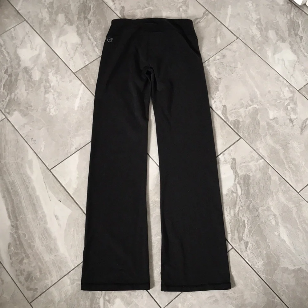 PUMA Training essentials yoga flares Pants in black | L - Picture 9 of 15